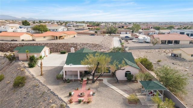 1837 Wolf Road, Bullhead City, AZ 86442