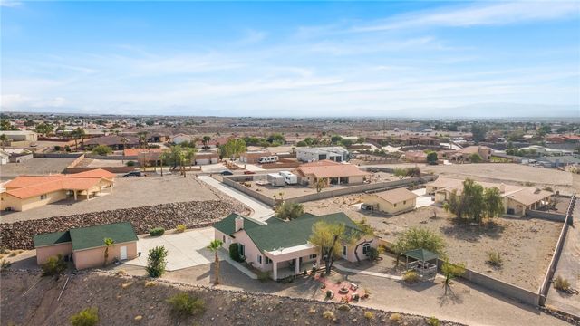 1837 Wolf Road, Bullhead City, AZ 86442