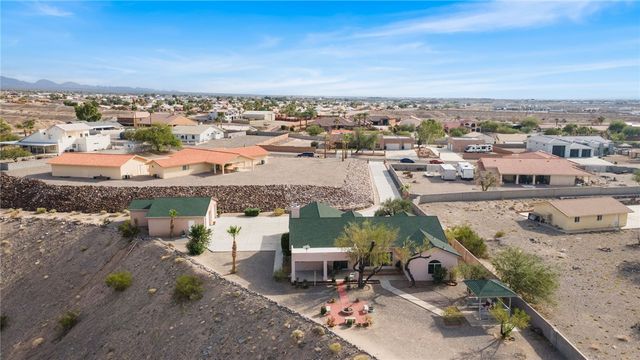 1837 Wolf Road, Bullhead City, AZ 86442