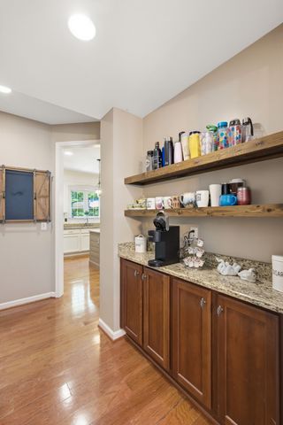 1033 Stone Ridge Dr, Nashville, TN 37211