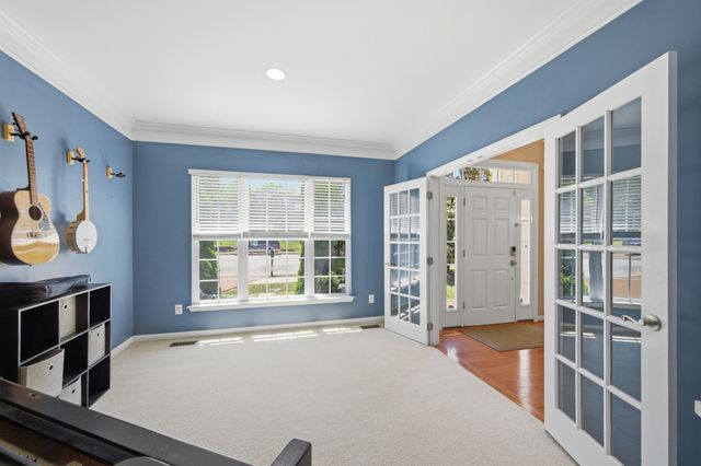 1033 Stone Ridge Dr, Nashville, TN 37211