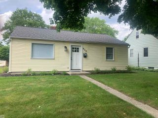930 W 3rd Street, Rochester, MI 48307
