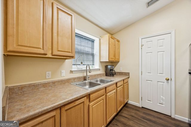 601 E Lawnwood Avenue, Kingsland, GA 31548