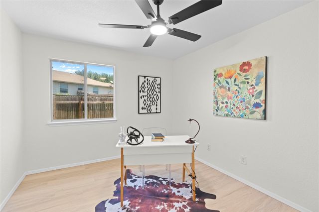 406 Covent DR, Kyle, TX 78640