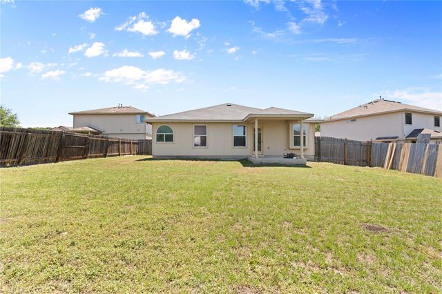 406 Covent DR, Kyle, TX 78640