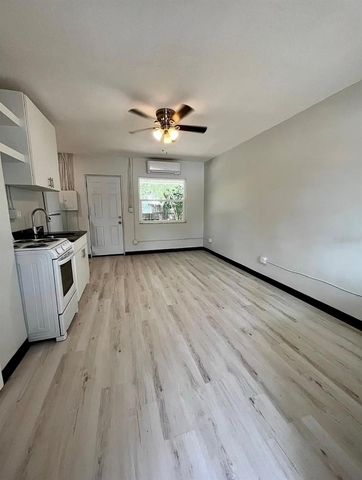 707 ROSERY ROAD NW 2, Largo, FL 33770