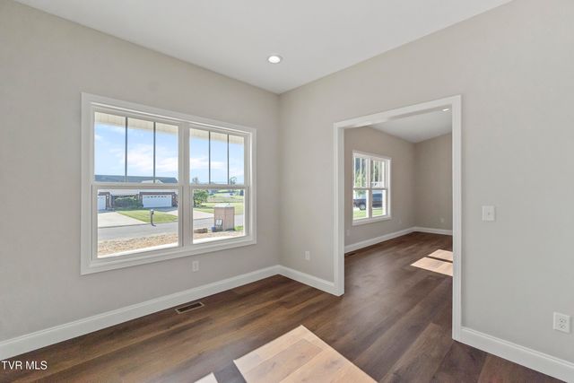 71 Clear Mountain Trail, Greeneville, TN 37745