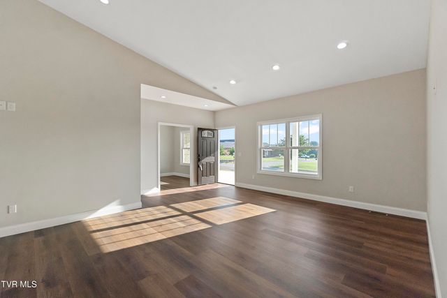 71 Clear Mountain Trail, Greeneville, TN 37745