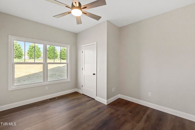 71 Clear Mountain Trail, Greeneville, TN 37745