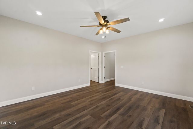 71 Clear Mountain Trail, Greeneville, TN 37745