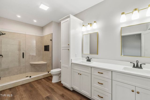 71 Clear Mountain Trail, Greeneville, TN 37745