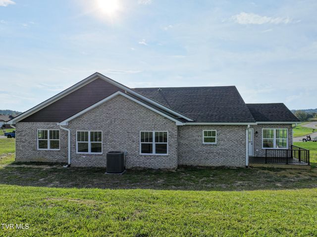 71 Clear Mountain Trail, Greeneville, TN 37745