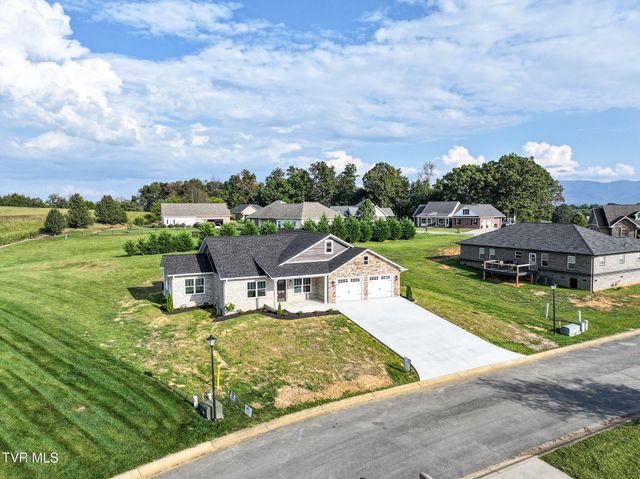 71 Clear Mountain Trail, Greeneville, TN 37745