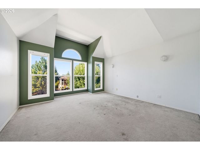 7816 Se ALTA VERDE Dr, Portland, OR 97266