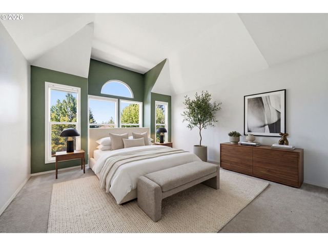 7816 Se ALTA VERDE Dr, Portland, OR 97266