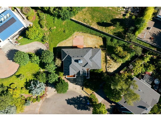 7816 Se ALTA VERDE Dr, Portland, OR 97266