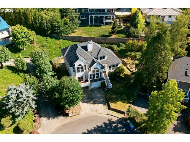 7816 Se ALTA VERDE Dr, Portland, OR 97266