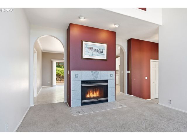 7816 Se ALTA VERDE Dr, Portland, OR 97266