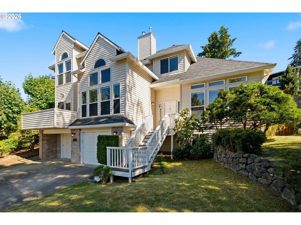 7816 Se ALTA VERDE Dr, Portland, OR 97266