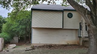 106 Potomac CIR, San Marcos, TX 78666