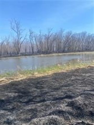 15400 Dubuque Place, Carlisle, IA 50047