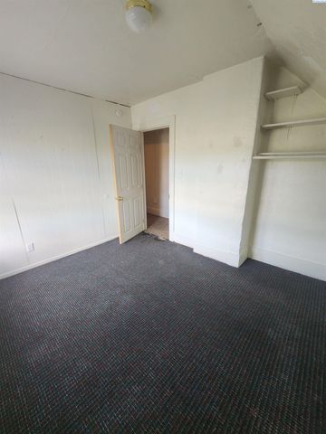 513-515 NE Kamiaken Street, Pullman, WA 99163