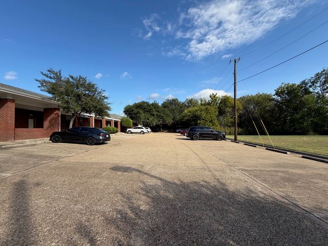 6444 Broadway Boulevard, Garland, TX 75043