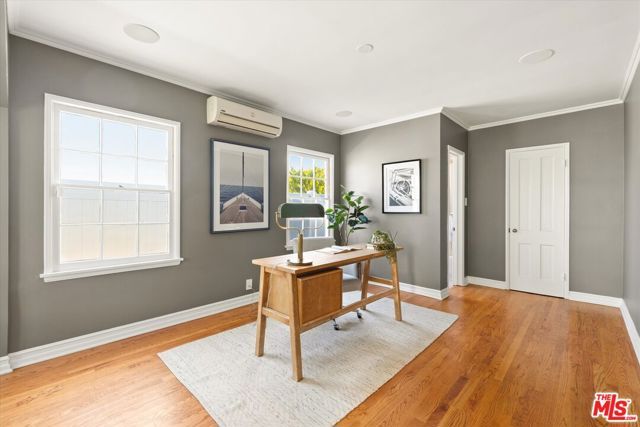 4154 Olympiad Drive, View Park, CA 90043