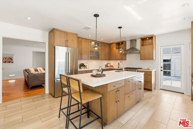 4154 Olympiad Drive, View Park, CA 90043