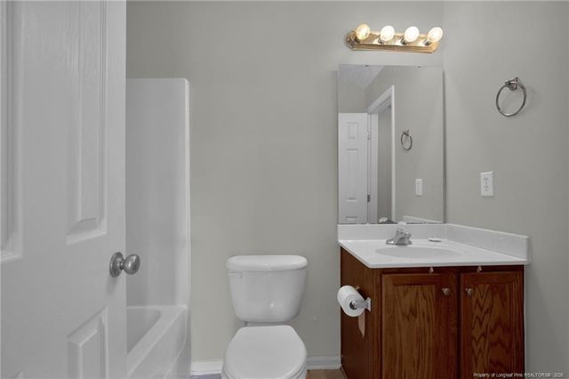 189 Bennington Drive, Raeford, NC 28376