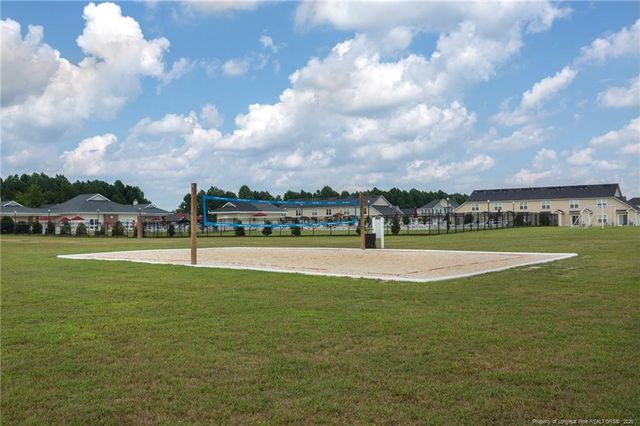 189 Bennington Drive, Raeford, NC 28376