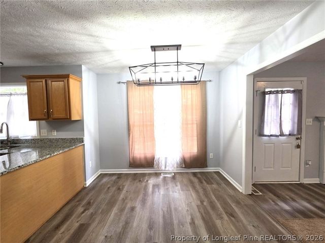 910 Foxhunt Lane, Fayetteville, NC 28314