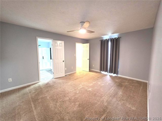 910 Foxhunt Lane, Fayetteville, NC 28314