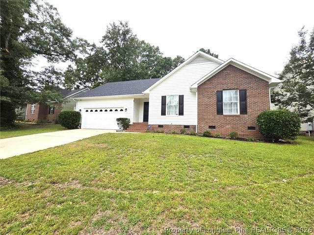 910 Foxhunt Lane, Fayetteville, NC 28314
