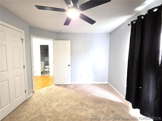 910 Foxhunt Lane, Fayetteville, NC 28314