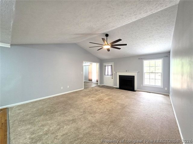 910 Foxhunt Lane, Fayetteville, NC 28314
