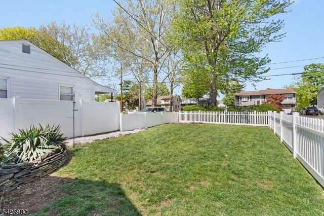 338 Willow Ave, Scotch Plains Twp., NJ 07076