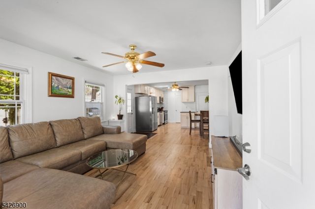 338 Willow Ave, Scotch Plains Twp., NJ 07076