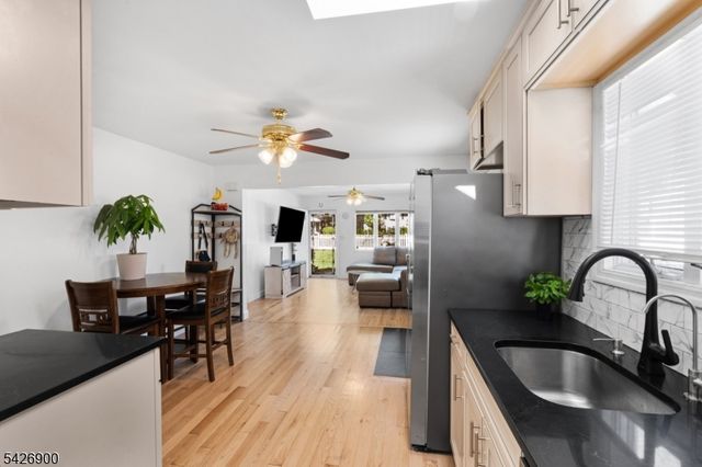 338 Willow Ave, Scotch Plains Twp., NJ 07076