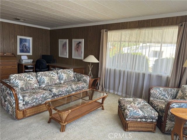 8801 Eton Avenue 53, Canoga Park (los Angeles), CA 91304