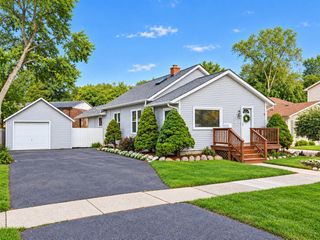 531 Elizabeth Street, Milford, MI 48381
