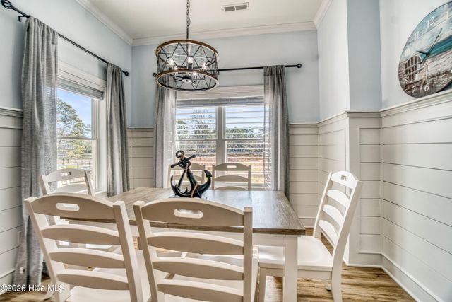 266 Ennett Lane, Sneads Ferry, NC 28460