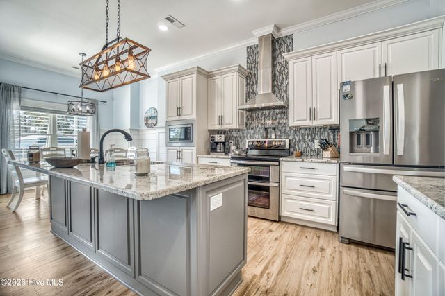 266 Ennett Lane, Sneads Ferry, NC 28460