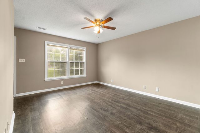 279B Harrier Ct, Clarksville, TN 37042
