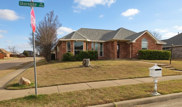 1923 Shoreline Drive, Mesquite, TX 75149