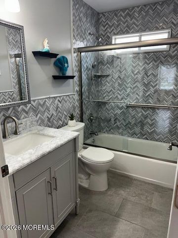 63 Red Hill Road, Manchester, NJ 08759