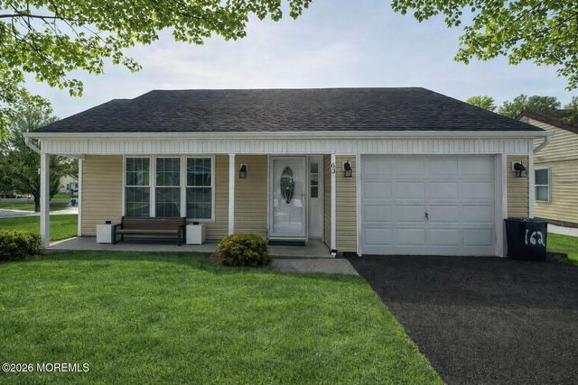 63 Red Hill Road, Manchester, NJ 08759