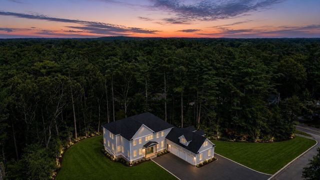 1 Kerri Lane, Hingham, MA 02043