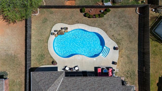 425 Summit Hill Road, Norman, OK 73071