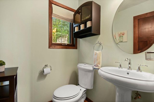 30329 Beachview Lane, Waterford, WI 53185